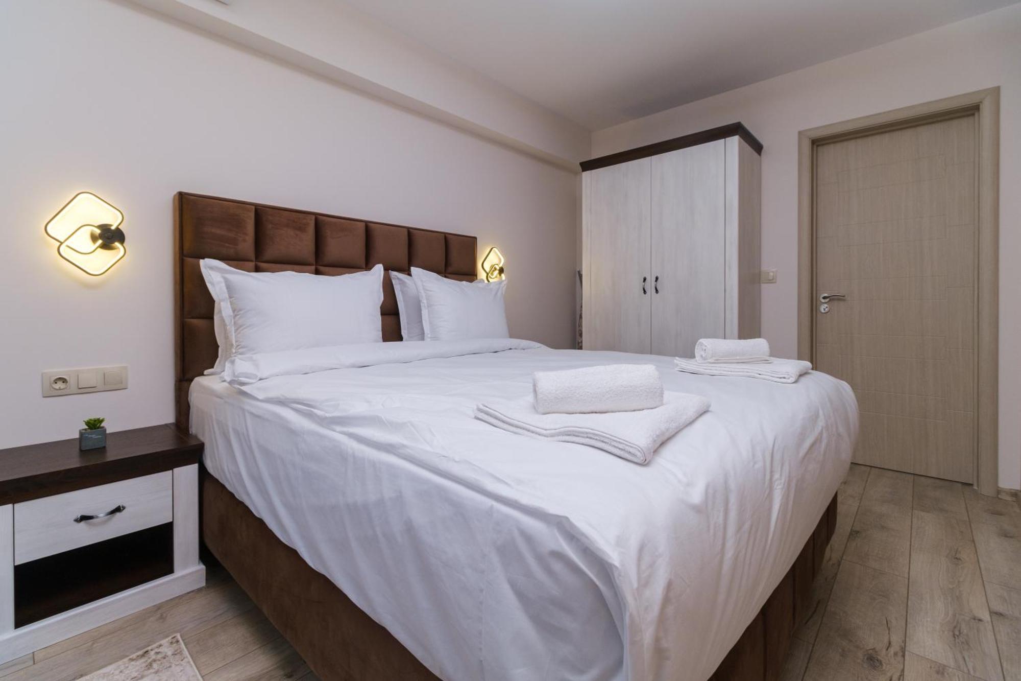 Ldv 13 1-Bedroom Apartments Free Private Parking Plowdiw Exterior foto