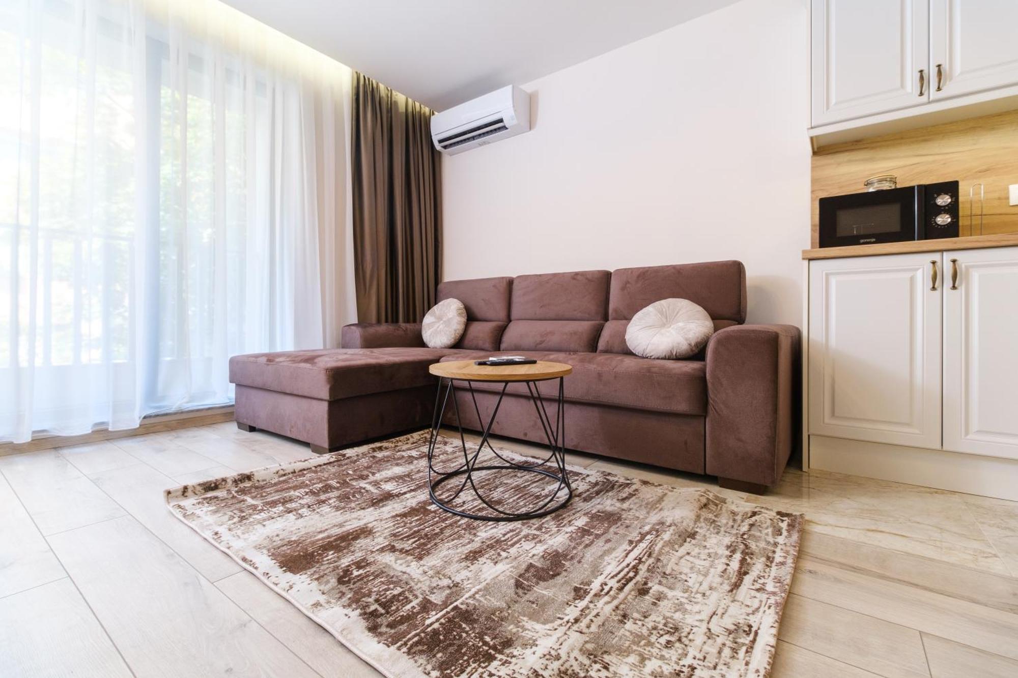 Ldv 13 1-Bedroom Apartments Free Private Parking Plowdiw Exterior foto