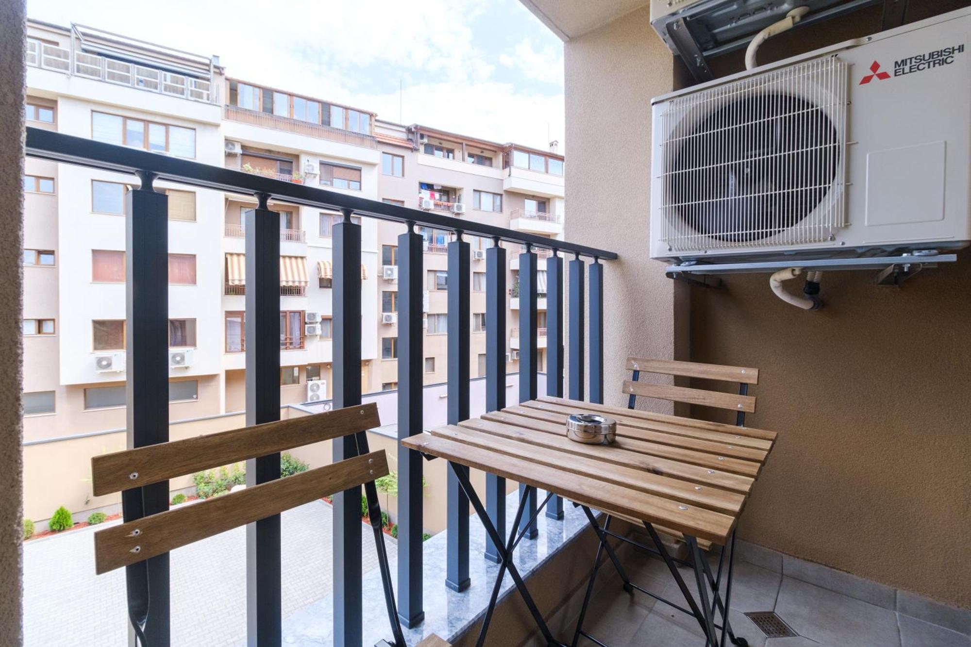 Ldv 13 1-Bedroom Apartments Free Private Parking Plowdiw Exterior foto